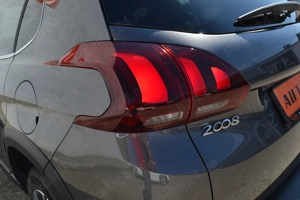 Peugeot 2008 PureTech 130 Stop&Start EAT6 Allure - imagine 17