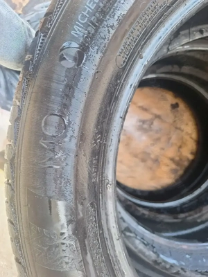 Vând 3 Anvelope de Iarnă Michelin - 275 / 50 R 20 - DOT 2022 - MO - - imagine 7