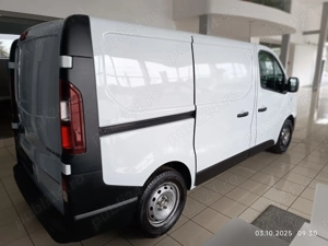 Renault Trafic 2.0 dci cu adblue - imagine 5