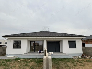 Duplex toate utilitatile - dormitor cu baie proprie - imagine 2