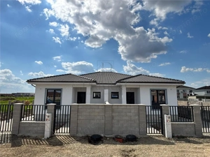 Duplex toate utilitatile - dormitor cu baie proprie - imagine 3