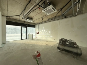 SAD - Spatiu comercial in zona centrala, langa Piata 700 - pret negociabil