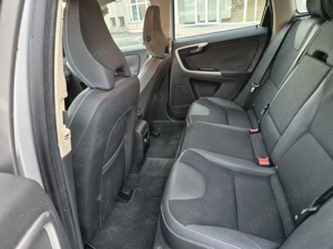 Volvo XC60 D5 185CP AWD - imagine 8