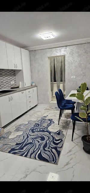 Vand apartament cu 3 camere 