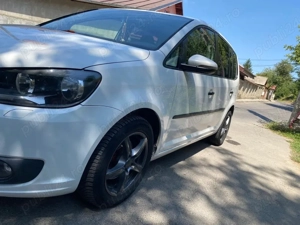 VW Touran 1.6 tdi - imagine 2