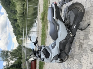 Vând scuter Sym adx125cc