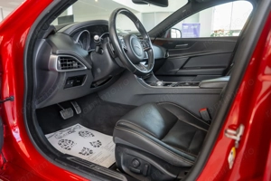 Jaguar Xe - imagine 19