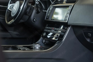 Jaguar Xe - imagine 17