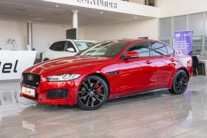 Jaguar Xe - imagine 3