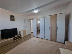 Se Închiriază Apartament cu doua camere,Mansarda,Strada Magrini Căramidari Târgoviște  - imagine 8