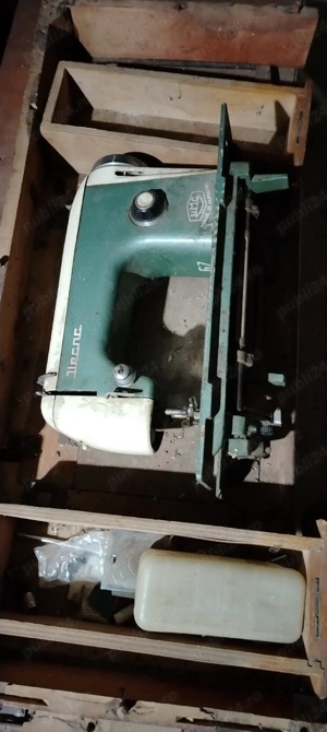 Vind mașina de cusut Ileana veche - imagine 3