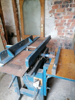 Abricht cu circular și masa de găurit 