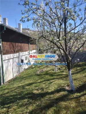 Vanzare vila  4 camere, ,teren 730 mp zona Izvoarele,Prahova - imagine 4