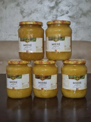 vând miere de albine 