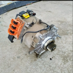 Motor electric tracțiune spate hibrid Peugeot -Citroen. - imagine 3