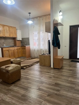 Vand spatiu comercial birouri -apartament 3 camere- central 55 mp