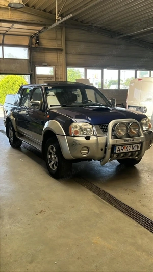 Vand Nissan Navara D22 motor 2,5 an 2004