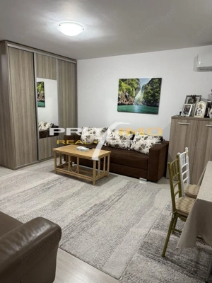 Vivo Mall, 2 camere decomandate, parter, lux - imagine 3