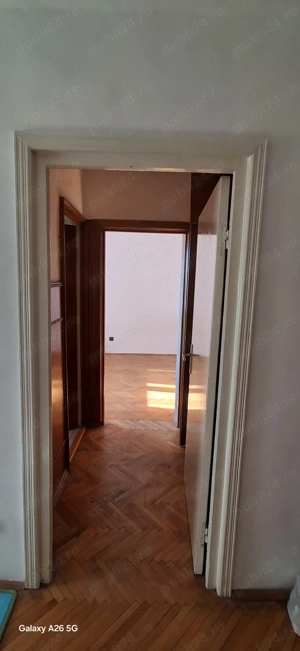 Vand apartament 2 camere - imagine 2