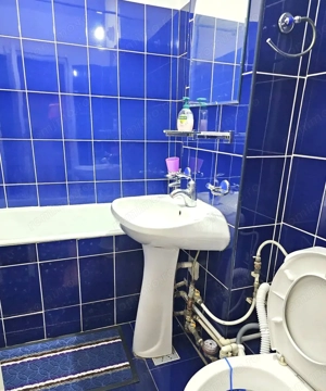 Apartament cu 3 camere, etaj intermediar - Piata Centrala - imagine 4