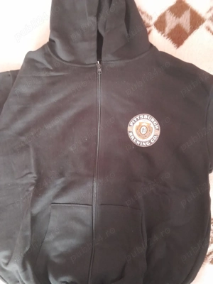 Vând 3 bluze de trening noi și rezistente 