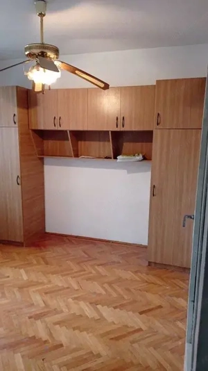Apartament 3 camere, zona Dambu, strada Godeanu