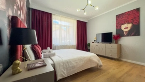 Casa cu 3 Apartamente - Zona Sagului(Shopping City) - 0% COMISION  - imagine 2