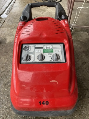 Vând pompă spălătorie  