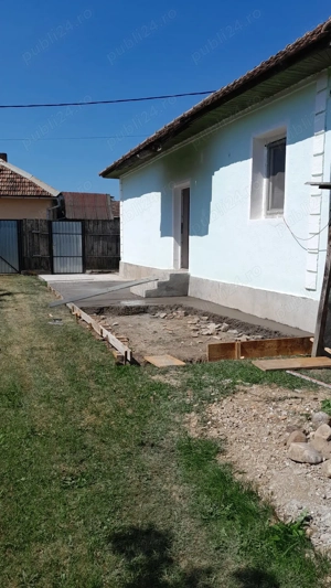 De vânzare casă în sat Pocola la 5 km de orașul Beiuș  - imagine 5