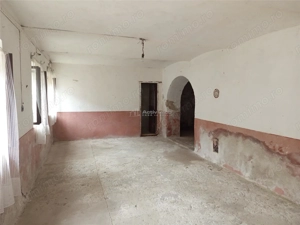 Oravita, Casa cu Spatiu Comercial, Zona Lacul Mic, Pret Negociabil - imagine 2