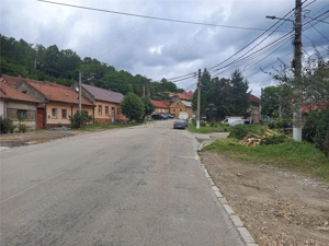 Oravita, Casa cu Spatiu Comercial, Zona Lacul Mic, Pret Negociabil - imagine 15