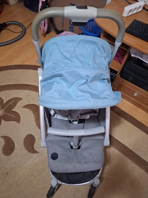 Vînd cărucior copii 