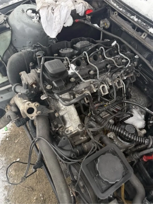 Se dezmembrează BMW e46 facelift 2004 - imagine 3