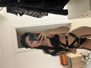 20 ani , reala , surprize placute , Doar whatsapp ! 