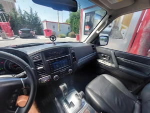 Mitsubishi Pajero 2007  motor 3.2 170cp autoutilitara cu 4 locuri  - imagine 2