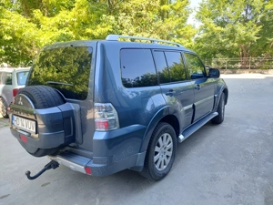 Mitsubishi Pajero 2007  motor 3.2 170cp autoutilitara cu 4 locuri  - imagine 5