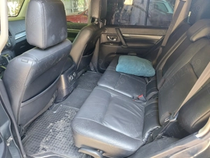 Mitsubishi Pajero 2007  motor 3.2 170cp autoutilitara cu 4 locuri  - imagine 4