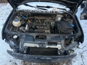 Se dezmembrează Fabia 1 si Ford Mondeo 2008