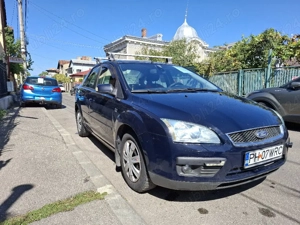 Ford Focus MK2 Ghia - imagine 2