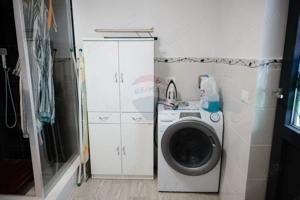 Casă / Vilă cu 5 camere de vânzare - imagine 20