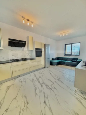 Apartament cu 3 camere, 2 bai, terasa 23 mp, Giroc - imagine 4