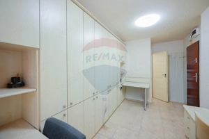 De vânzare garsonieră 13 mp, parter - zona Rogerius - imagine 2