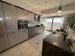 Penthouse exclusivist cu vedere panoramică – Zona Armenească - imagine 3