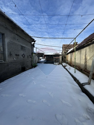 Casă pe str. Avram Iancu în Dumbrăveni - imagine 12