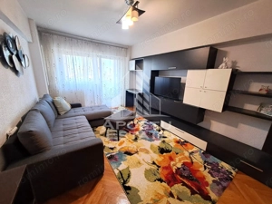 Apartament cu 3 camere, decomandat , centrala , zona Aradului