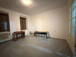 Duplex, 2 camere, teren 400 mp,situat in zona Elisabetin - imagine 2
