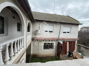 Casa individuala, cu 12 camere,5 bai, acces auto, teren 642, Girocului - imagine 13