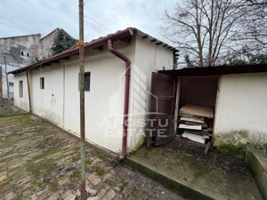 Duplex, 2 camere, teren 400 mp,situat in zona Elisabetin - imagine 12