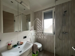 Penthouse de vanzare 3 camere | Lux | 2 terase 55mp | - imagine 17