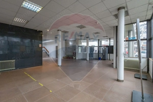 Clădirede închiriat, poziție ultracentrală – ideal clinică/HORECA - imagine 8